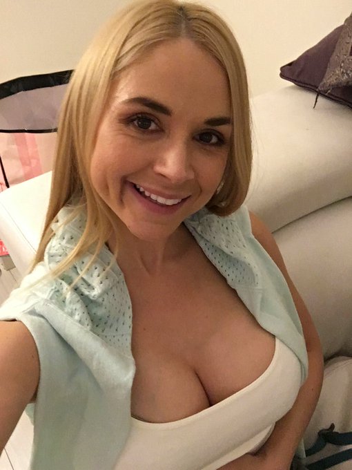 💓🎬🌻❤️ https://t.co/8SPUzkVz4k<a href="/tag/myxanniversary"class="tags"><span>#myxanniversary</span></a>