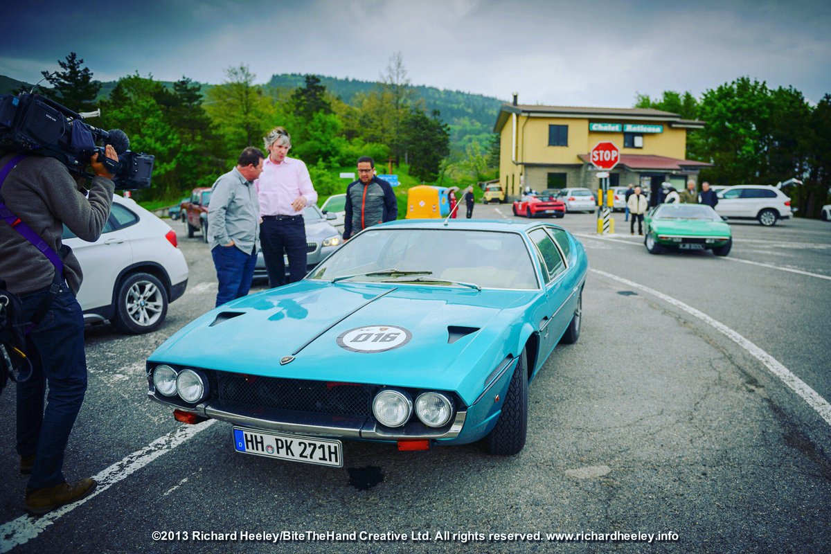 richardheeley's tweet image. Shooting #WheelerDealers in Italy back in 2013 when #MikeBrewer and #EddChina gatecrashed the 
#Lamborghini50thAnniversary Tour with a #LamborghiniUrraco and met up with this rather splendid German #Espada. #nikonphotography #carphotography #cars #lamborghini #lamborghiniespada