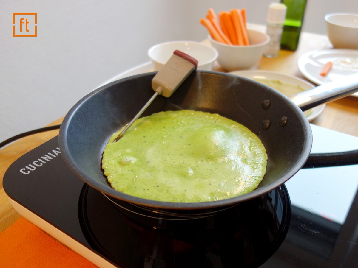 _formteam's tweet photo. Mit Spinat- statt Bärlauchcrêpes sind wir in die 2. @Cuciniale-Woche gestartet. Wie es gelaufen ist erzählen wir Ende der Woche auf unserem Blog!
https://t.co/52JKdHmcuv
#SmartKitchen #digitalesKochen #pfannkuchen #bärlauch #spinat https://t.co/eh5TAGYc4H