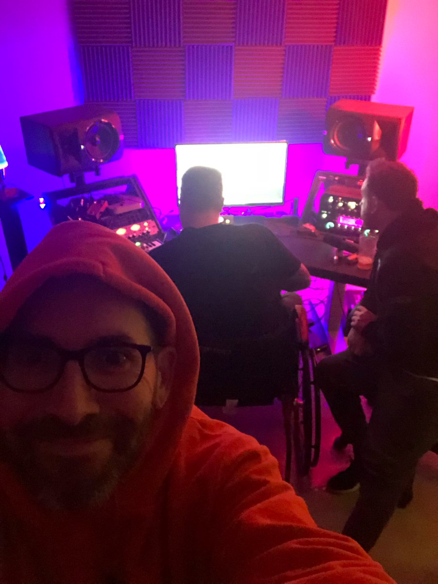 theghostinside's tweet photo. @PunksGTSFury 😉😉😉 https://t.co/vCOfjtBrW3