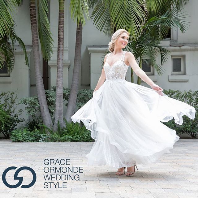 RaycePR's tweet photo. #RPRClient @naama_and_anat_bridal is featured on @wedding_style for this modern styled shoot! || Floral: @marksgarden | Linen: @luxe_linen | Videography: @bluecat_cinema | Photography: @mayamyersphoto | Chairs: @chameleonchaircollection | Lighting: @thelightersidela | Venue:… https://t.co/83JgeO8iww