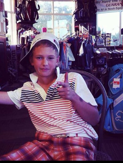 PLAYER PROFILE: Justin “ C’s get degrees “ Pasitney
Born: 2000
Class: Freshman 
Favorite Golfer: “Arnold Schwarzenegger is a golfer right ?”
Hobbies: Shoulder workouts and playing phone games on the toilet
Bonus fact : nobody shanks putts like he does