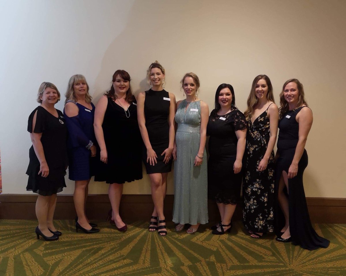 AllandaleVets's tweet photo. Some of our wonderful staff have been enjoying Orlando, FL over the last few days! Traveling here for the Petplan Veterinary Excellence Awards as a nominee for Practice of the Year also included a trip to Disney and the educational experiences of the VMX conference! https://t.co/Ozn8qah5lx