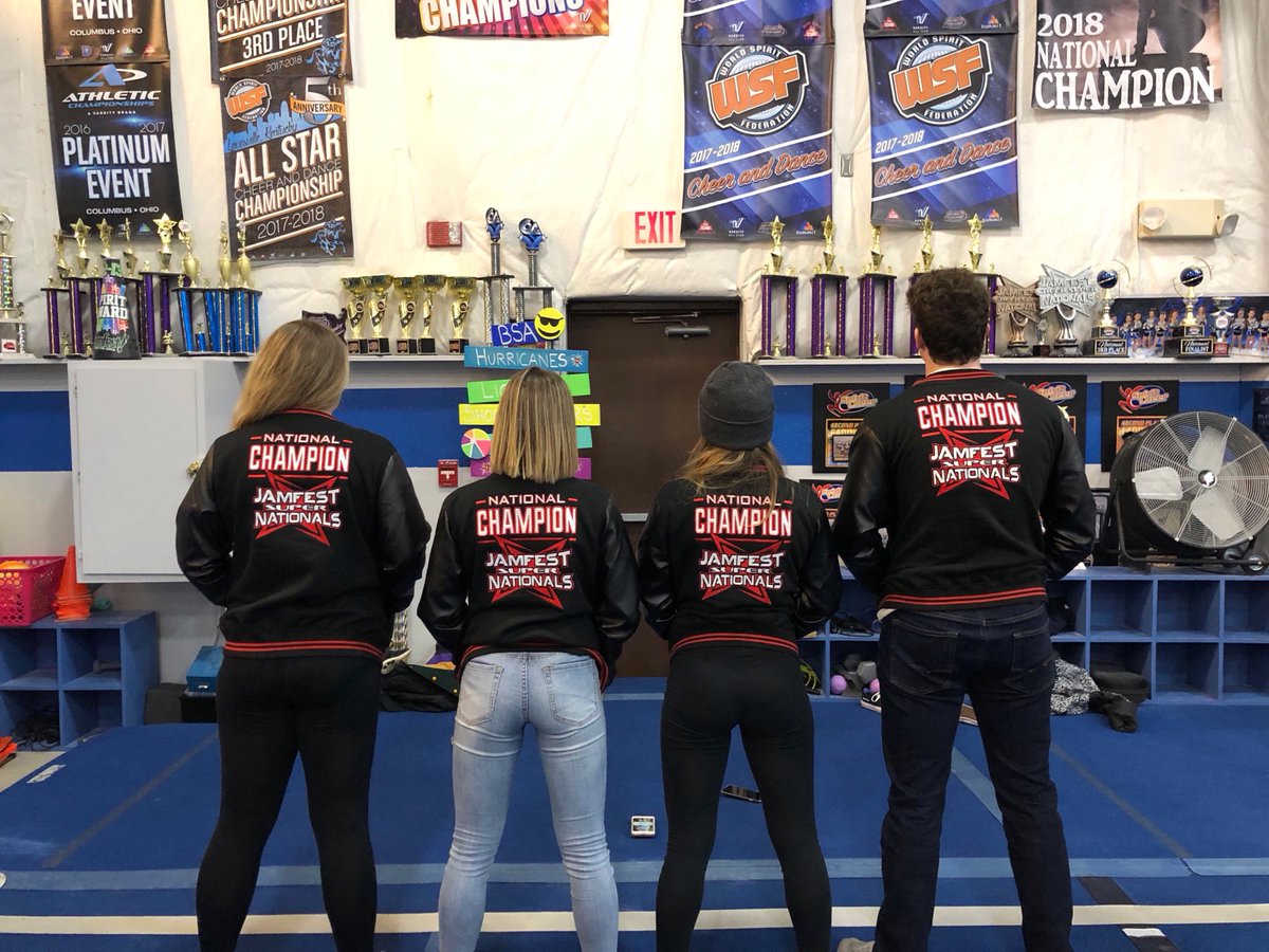 audreyjhart's tweet photo. WE JUST UPGRADED TO A FULL PAID!!!!!! So blessed!!!!! See you soon Disney 🌟 @BlueStormAkron @JAMfestEvents https://t.co/LrME7kACfM
