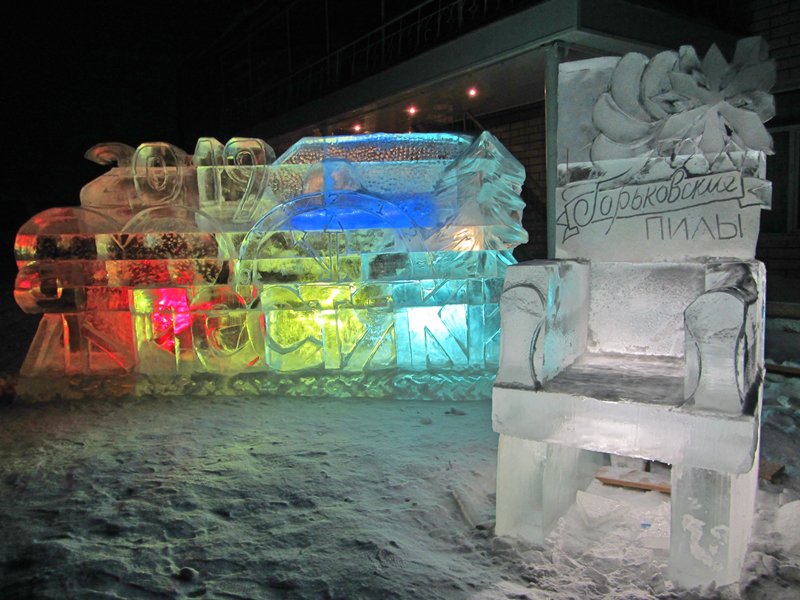 На центральной площади поселка установлен ледяной трон #Ивановскаяобласть #Пестяки #37регион pestyaki.ru