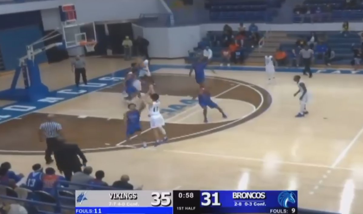 LBI_SV's tweet image. 19pts 5a 5reb!!

2019.1.19
at Johnson C. Smith

#mb13 #markburton #3nD #wsba #basketball #Bリーグオールスター #NCAA