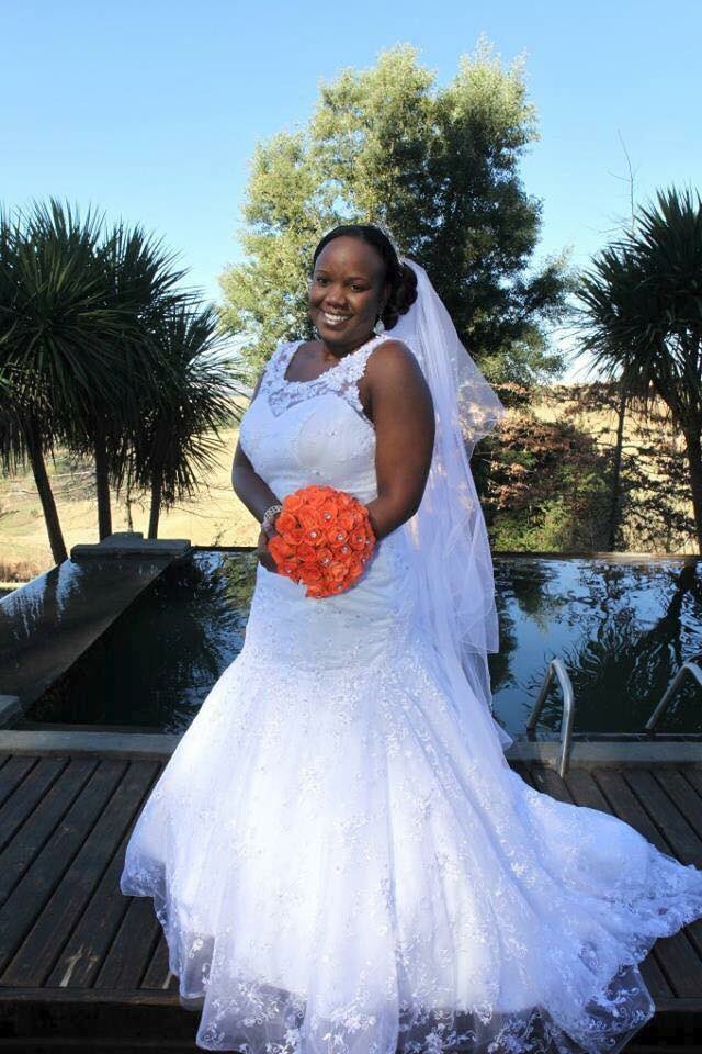 LbfWeddings's tweet photo. I really love what I do and this Year with my New Venture - Catering for only the Curvy Brides (36 upwards )- Let me find your Dream #weddinggown #Bridal https://t.co/UTVVgj4JWe