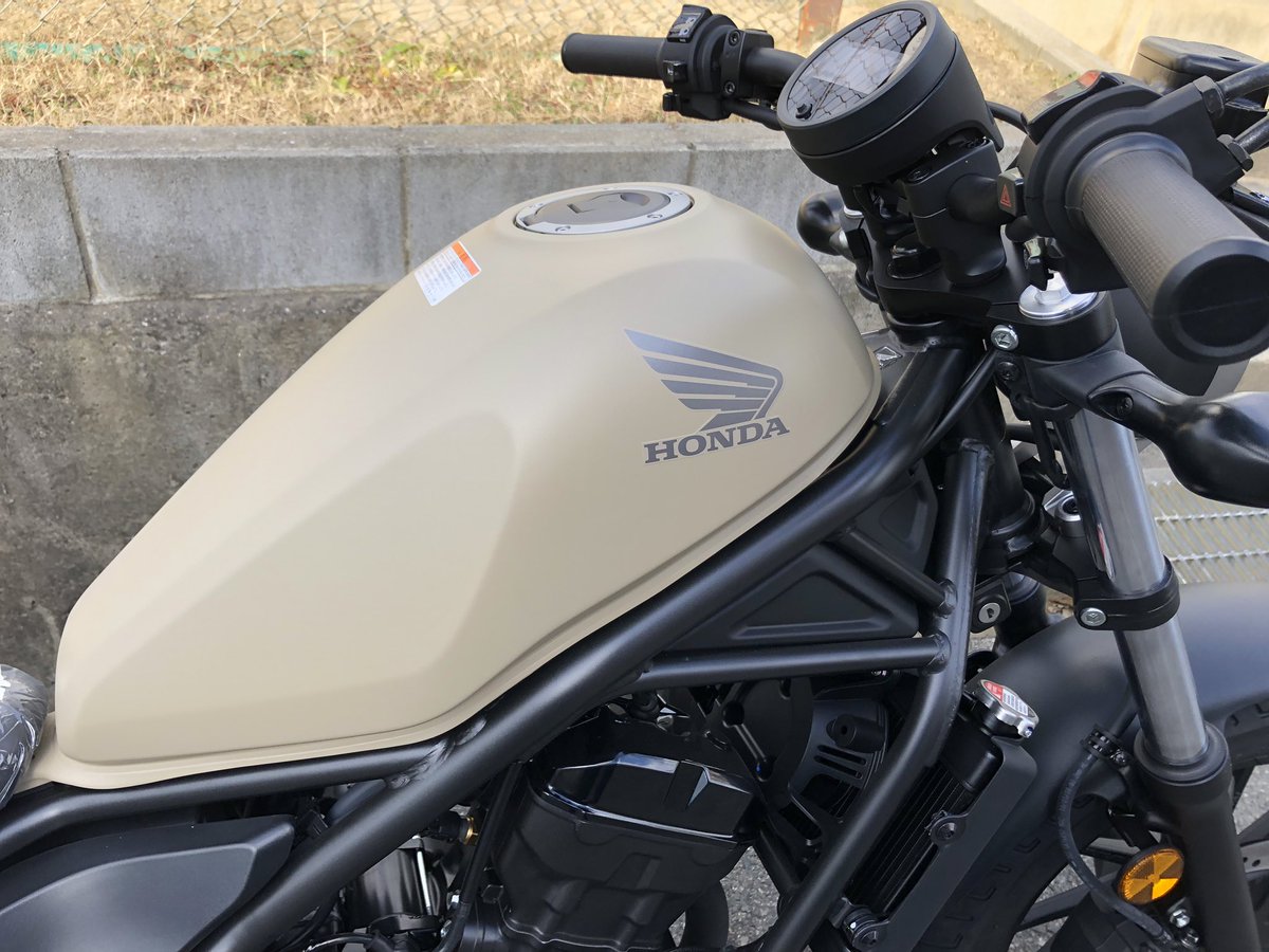 ウィングショップエースじゅん Sur Twitter レブル250の新色が入荷ー 可愛いんでない ブラックとマットシルバーは継続カラーですが フレームが艶ありからマットに変更されてます ウィングショップエースじゅん Sur Twitter レブル250の新色が入荷ー 可愛いんでない ブラックとマットシルバーは継続カラーですが フレームが艶ありからマットに変更されてます