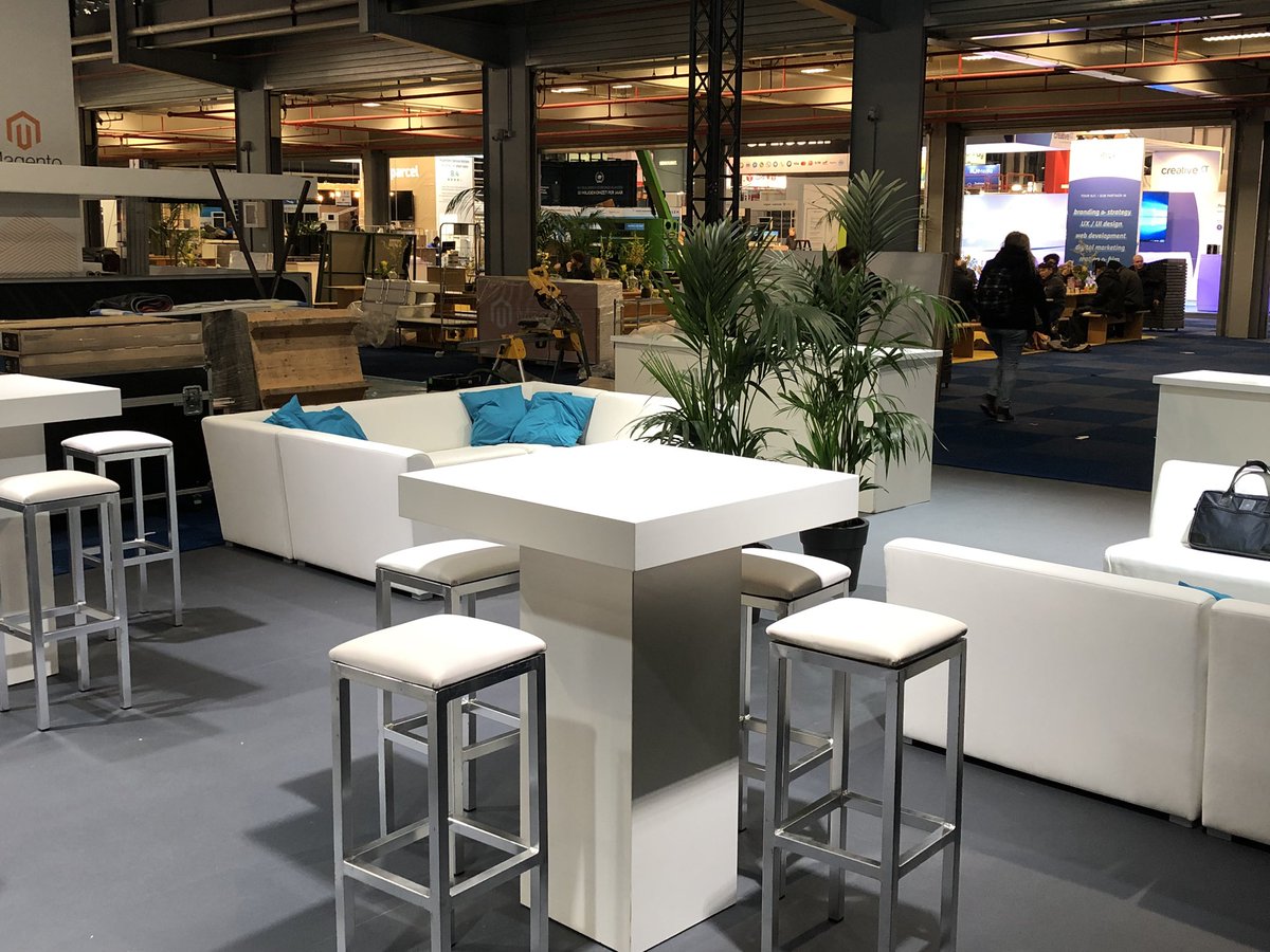 Monta_NL's tweet photo. De voorbereidingen voor de #webwinkelvakdagen2019 zijn in volle gang!

Zien we jou ook de komende dagen?

#montapacking #ecommerce #fulfilment https://t.co/vq8TDbSI9A