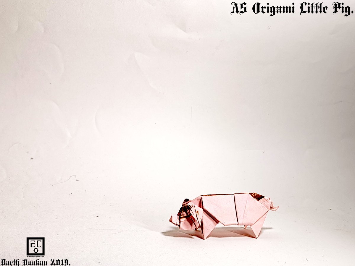 BarthDunkan's tweet photo. A5 Origami Little Pig - Barth Dunkan.
#pig,#origamipig,#porc,#maiale,#猪,#svinja,#cerdo,#सूअर,#babi,#豚,#beraz,#varken,#porco,#свинья,#свиња,#หมู,#domuz,#schwein #bonneannée2019 #paperfolding #happynewyear2019 #craft #mfpp #pliagedepapier #origami #barthdunkan https://t.co/VS6A0BnaWj