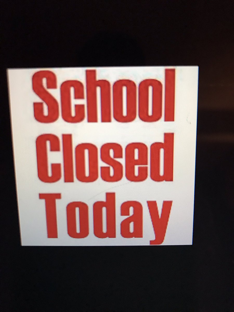 River Valley Schools are CLOSED today, Tuesday, January 22, 2019.
Stay safe #LikeAHawk