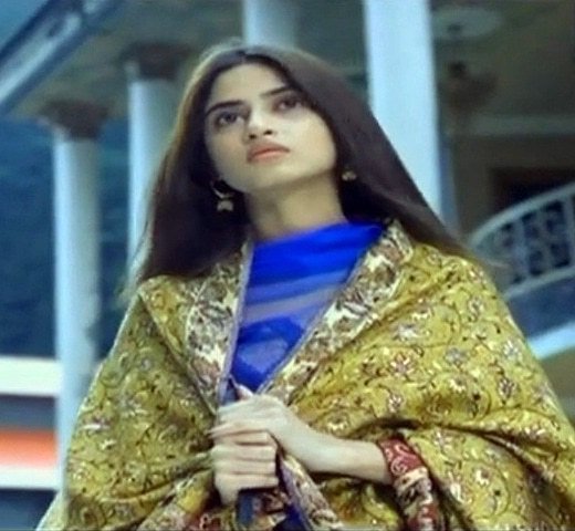 Gul e Rana.a family oriented,headstrong and dignified girl who never compromised on her values and self-respect but destiny had a different plan when she got married to a narcissist brat who had no values. Also the fact that sajal won her frst evr award on this character