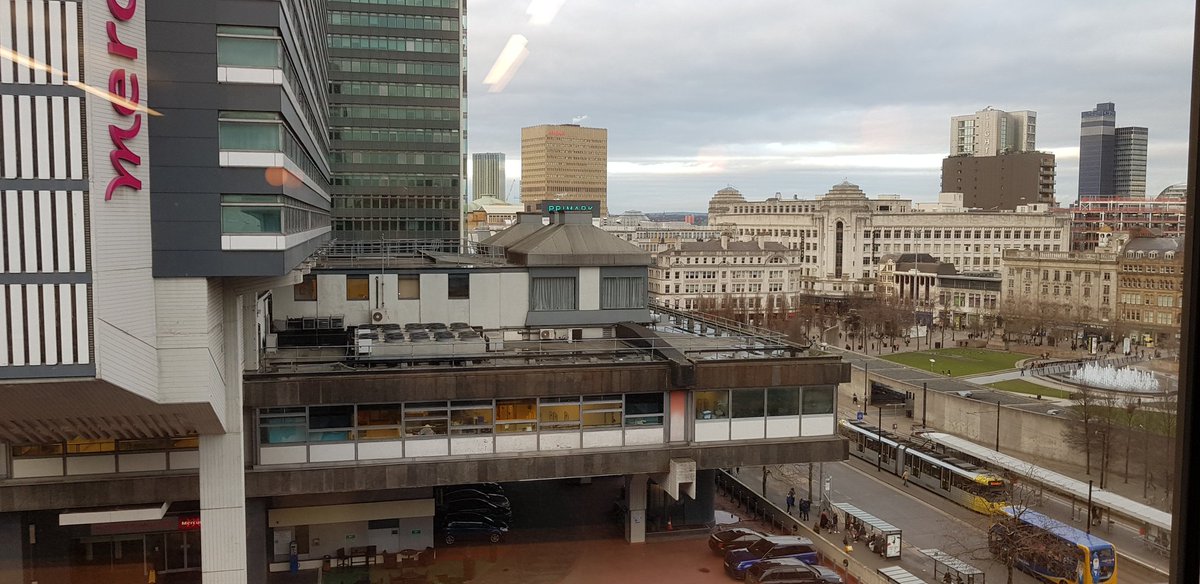 BizConnectMag's tweet image. Join us for the next First Friday Connectworking in association with  @4EVERManchester 4pm till 6pm @etcvenues with stunning views,  for Gin &amp;amp; Tonic with @jeffreystonic and #networking organised by @GMBizConnect Manchester&apos;s fastest growing B2B magazine
