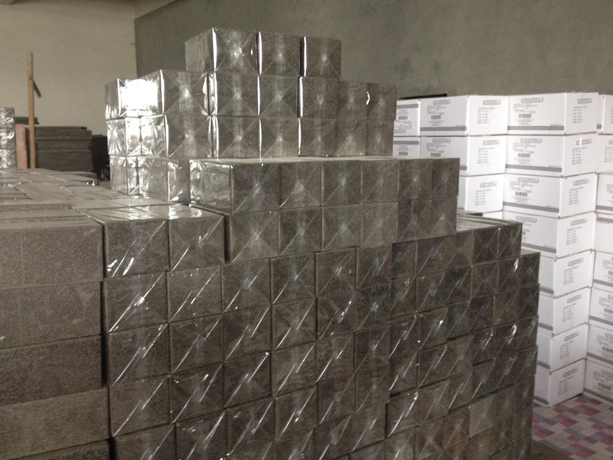 larefractory's tweet image. Foam Glass #Grill Cleaning Brick For #BBQ