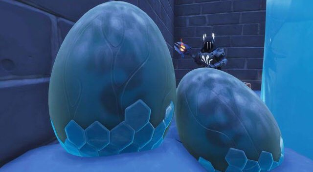 SenX4219YT's tweet photo. @DrPineapplez hey dr P do you remember the Giant Dinosaur footprint in season 4? Then season 5 had the dinosaur statues! Season six was spooky but no dinosaur related things but now in the dungeon there are eggs! What if Kevin Uses lightening breaks the chain and he controls dino https://t.co/jNqrYdecSE