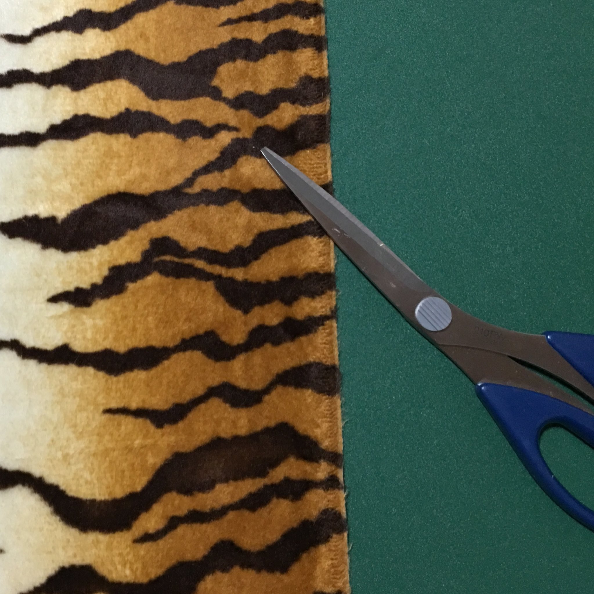 服の作り方と型紙うさこの洋裁工房 على تويتر 鬼のパンツの作り方って需要あるかな ほぼゴムパンツなんだけど