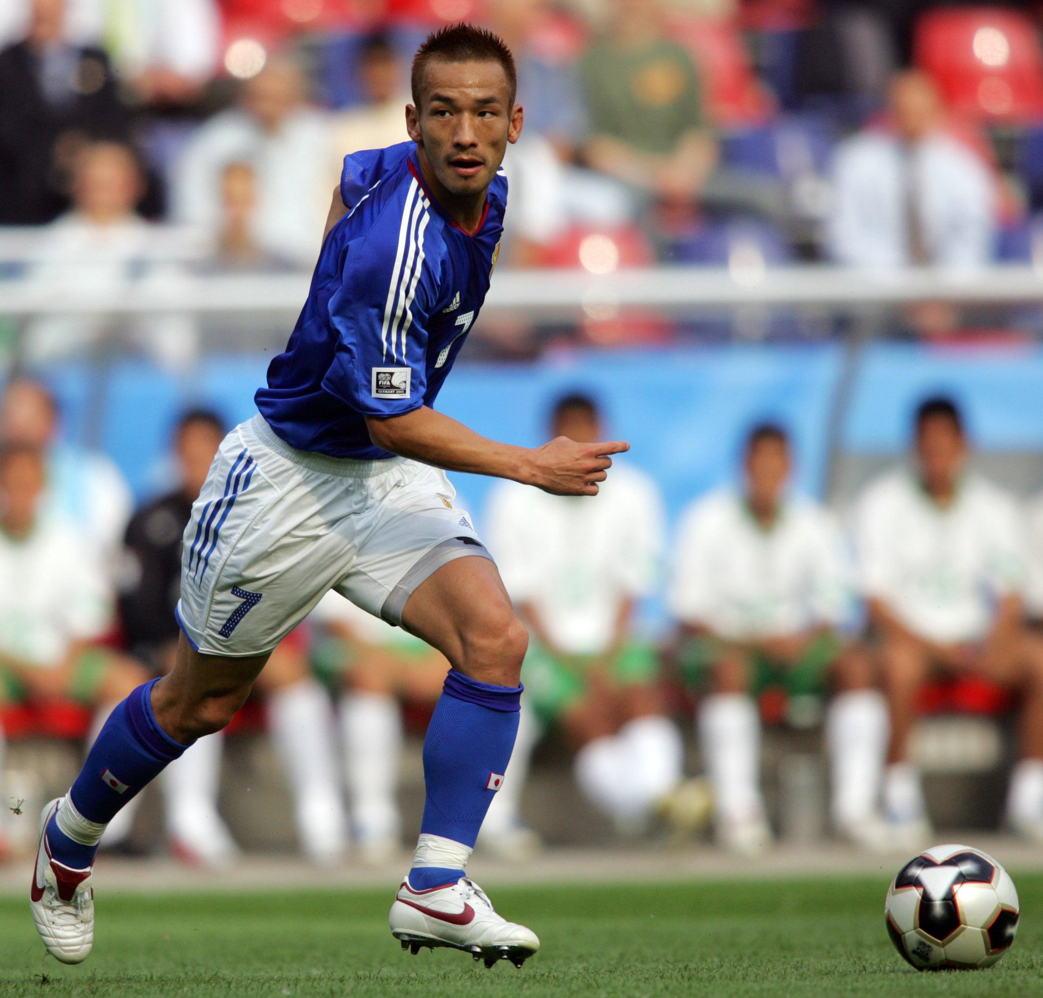 Happy birthday Hidetoshi Nakata . The Japanese icon turns 42 today! 