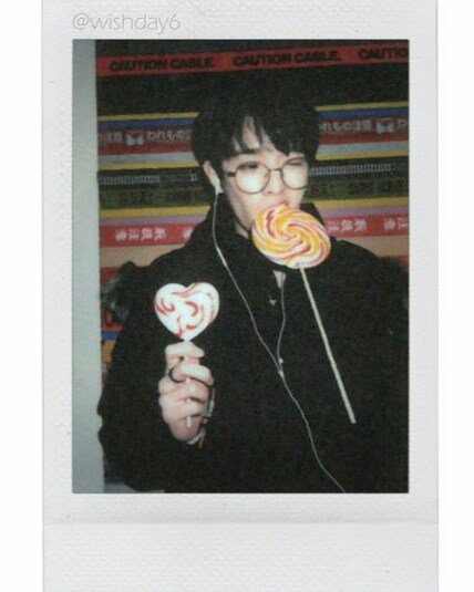 A thread of black-haired Jae https://abs.twimg.com/emoji/v2/... draggable=