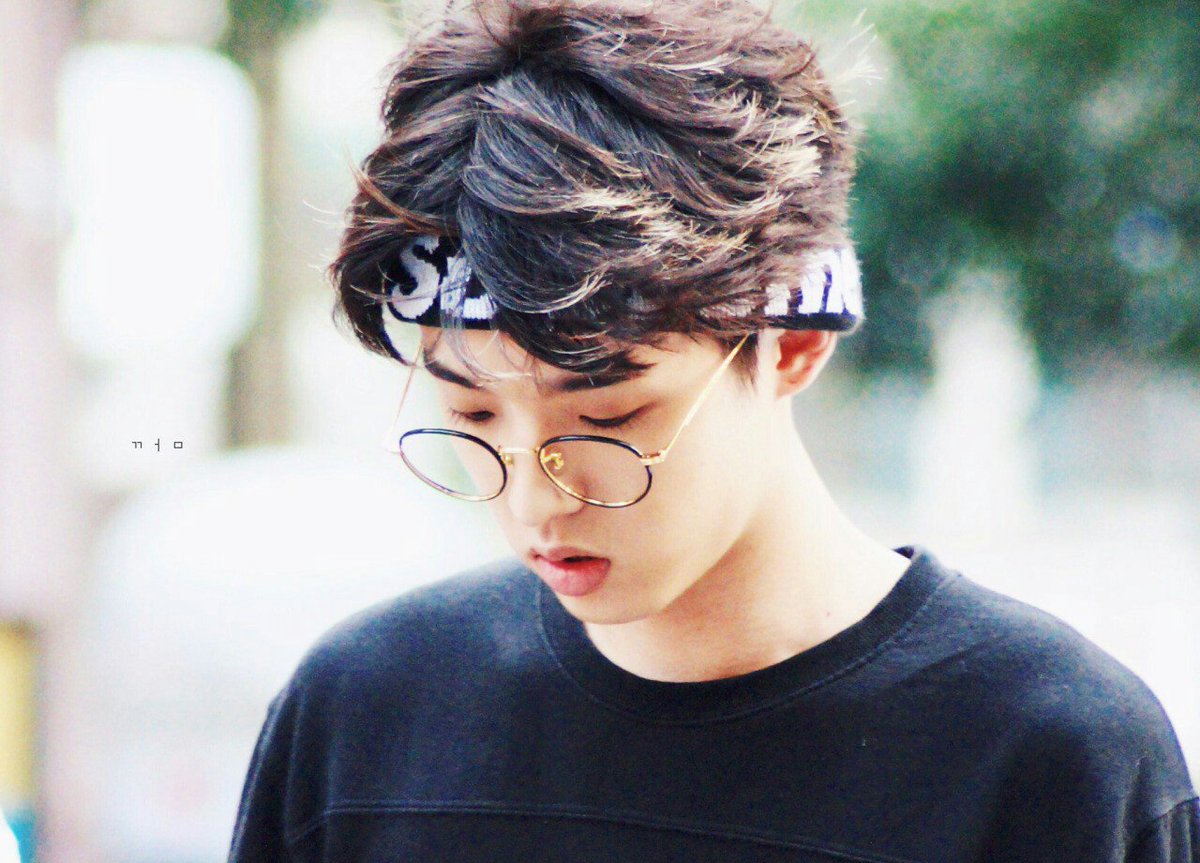 A thread of black-haired Jae https://abs.twimg.com/emoji/v2/... draggable=