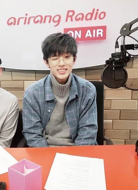 A thread of black-haired Jae https://abs.twimg.com/emoji/v2/... draggable=