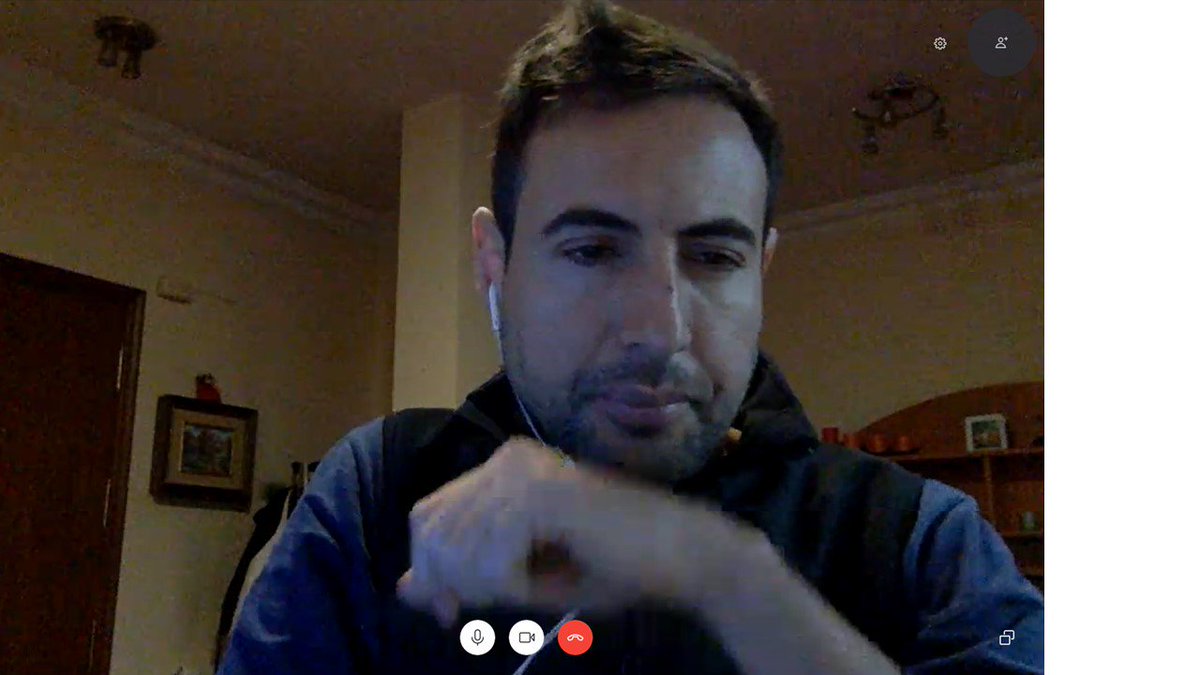 Anders_hkr's tweet photo. Making plans with @ernestopanadero on Skype. #lookingserious https://t.co/TfWTILo7jj