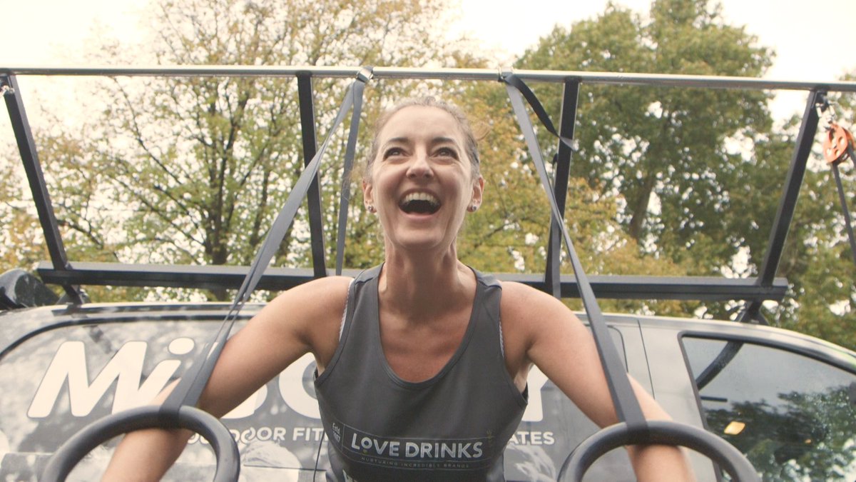 RosannaSpence0's tweet photo. Oi, bartenders/waiters/chefs! If you’re going to be near #ClaphamCommon tomorrow night (5:30pm meeting at @WindmillClapham) & fancy a free LфVE WELL #MiBODY fitness session, sign up via livewell@lovedrinks.co.uk or https://t.co/dm7CUKKz65 (password: Molly) @Love_Drinks 💪 https://t.co/9fgSJCQ8rH