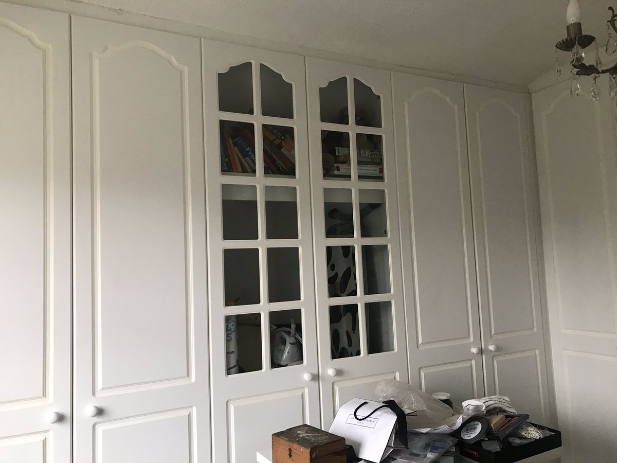 Thank you Kate <a href="/ColourMeKT/">Colour Me KT</a>  for such prompt delivery of my Fusion paint and my lolipop! Now I need to get to work on these #fusionmineralpaint #putty #paintingfurniture #upcycling #wardrobemakeover #myhome #homedecor