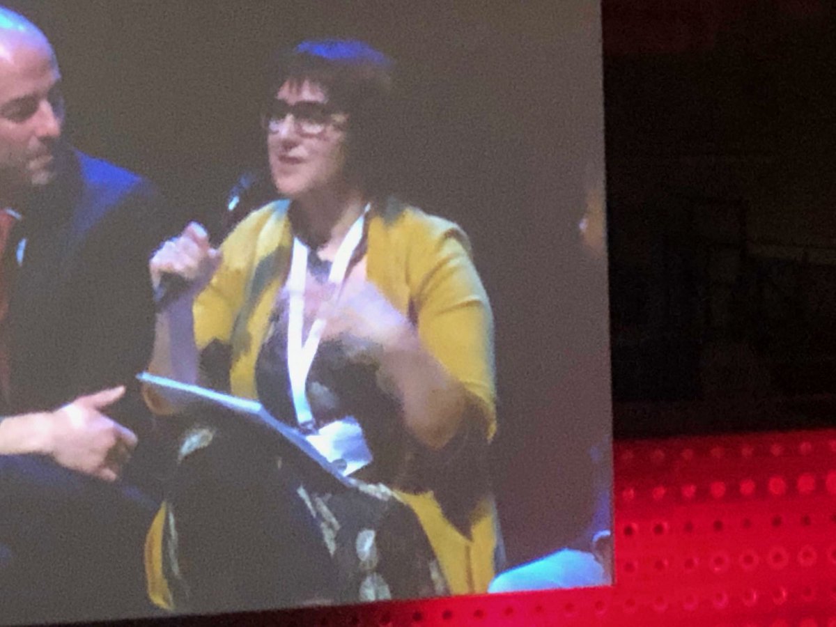 KBerteloot's tweet photo. #genereusambitieus @katholiekonderwijsvlaanderen ⁦@BoeveLieven⁩ ⁦@MachteldVerhels⁩ genereus ambitieus met tweedekansonderwijs ⁦@annemees100⁩ https://t.co/19Fgbjdu9p