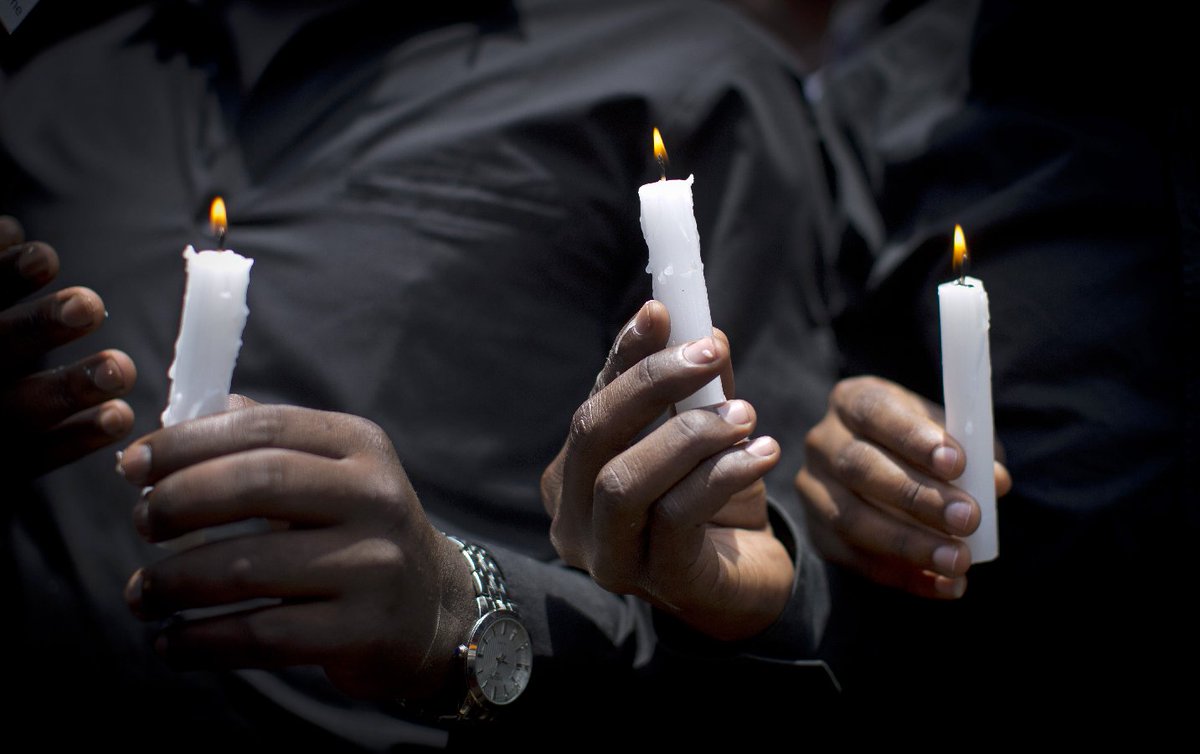KBCChannel1's tweet photo. The #14Riverside fraternity will this afternoon lay flowers at the main driveway in honour and memory of the victims of the #DusitHotelAttack that left 21 people dead ^MK https://t.co/nCjBzyrgOF