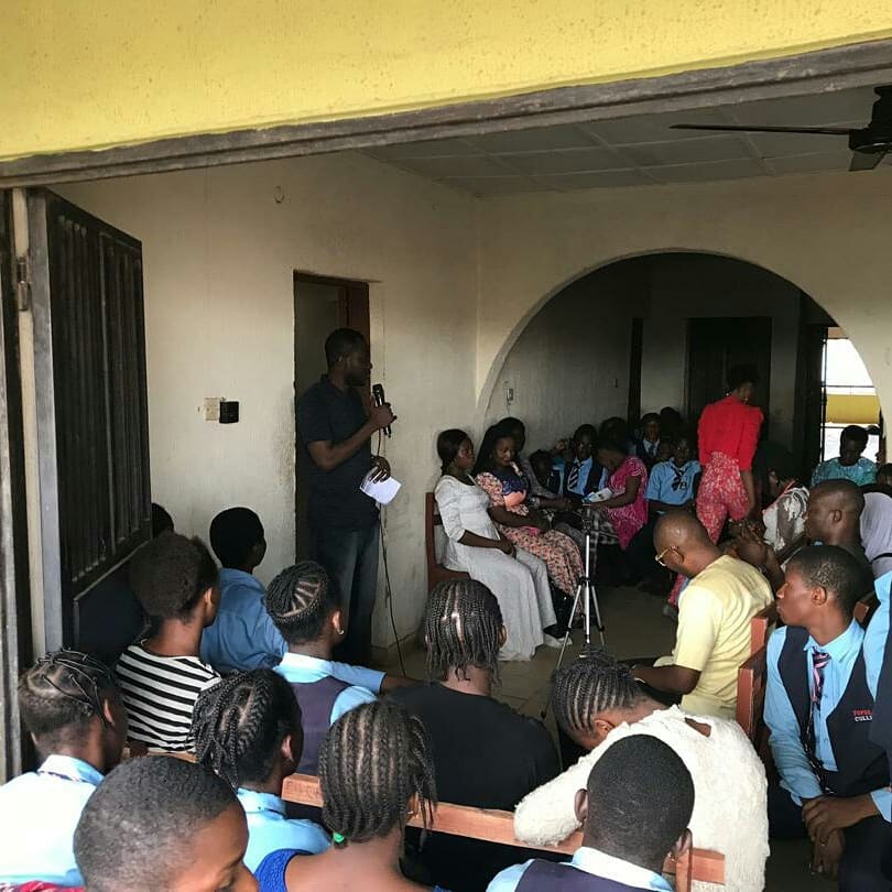 ClimateWed's tweet photo. #Throwback to @climatewed celebration of #TheworldTeachersDay. The team went to TOPDEAL COLLEGE, Ikorodu, Lagos 2 explore d Roles of Teachers in Achieving d #SDGs. It was shared with both teachers and students who actively participated in the celebration. #ThrowbackTeusday https://t.co/2N12y291ae