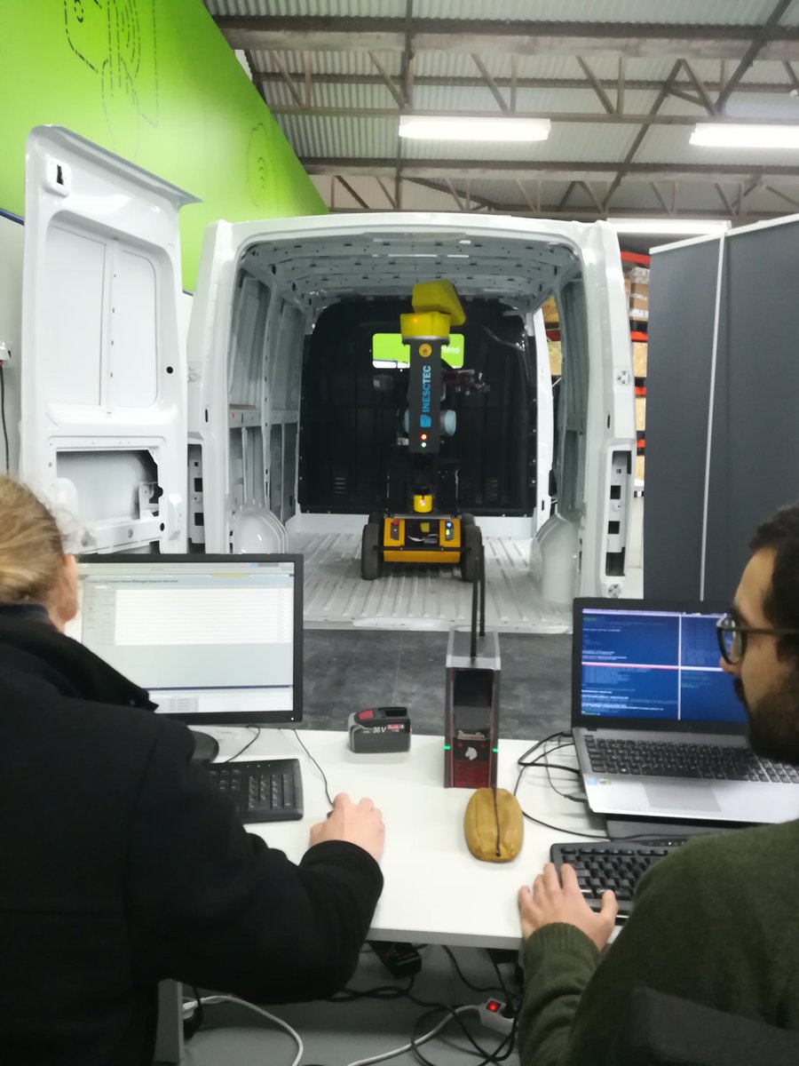 INESCTEC's tweet image. @col_robot final demonstration. We will be live in a few minutes. STAY TUNED! you can follow the hashtag #colrobotdemo