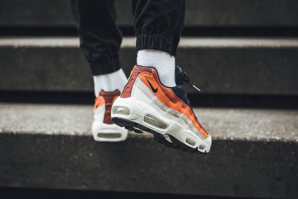 Titolo on Twitter: "Now S A L E 💥 Nike Air Max 95 Essential - Sail/Obsidian-Desert Sand-Vintage Coral Take a look! 😍 #nike #airmax #essential #sail #sand #coral #sale #