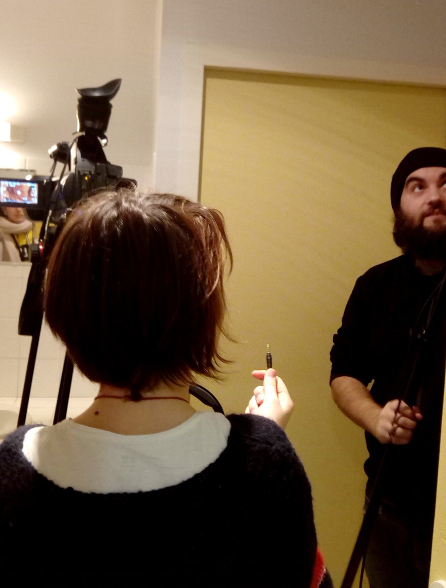 Media46's tweet photo. Petit Making-of du dernier projet de @Media46. Le Collège de Gramat participe au concours NON AU HARCÈLEMENT et nous a demandé de l'aide dans la réalisation d'un court-métrage.
Super expérience👍Élèves mégamotivés😃

#harcelement #EducationForFuture #Occitanie #NAH https://t.co/MrJV3QjQ0T