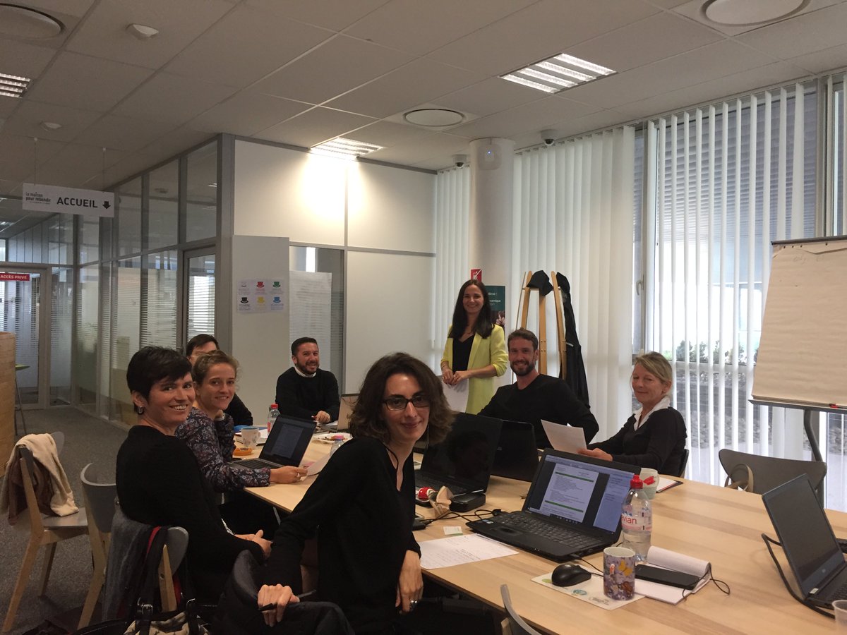 WeJOB_Aquitaine's tweet photo. [#bordeaux #cadres]Boostez vos recherches grâce à une démarche ciblée et efficace. WeJOB propose une formule innovante et collaborative pour trouver rapidement votre futur #emploi !
Réunion info programme Cadres et Jeunes Diplômés: Jeudi 24 Janvier 11h (s'inscrire via notre site) https://t.co/74hgaeYeGb