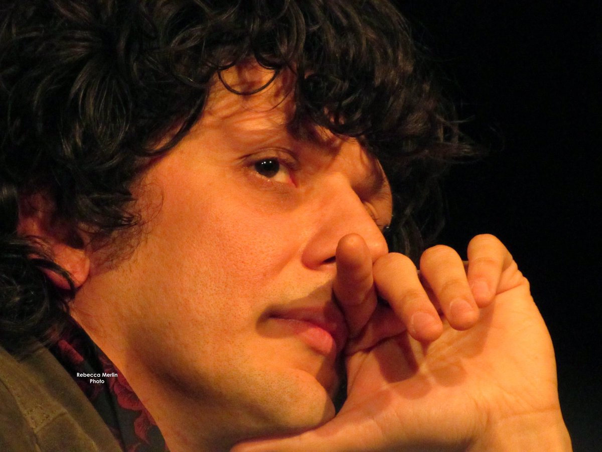 franc3rmal's tweet photo. In ognuno di noi ruotano dentro vertiginosamente giudice, vittima e salvatore. 
... La sentenza degli occhi. 

#ermalmeta #inviaggioconermalmeta #fondazionemirafiore #lestradedellaparola #ilupidiermal @famedalupi 
[ph: @RebeBrave1996 📸] https://t.co/8lkJG8DnzO