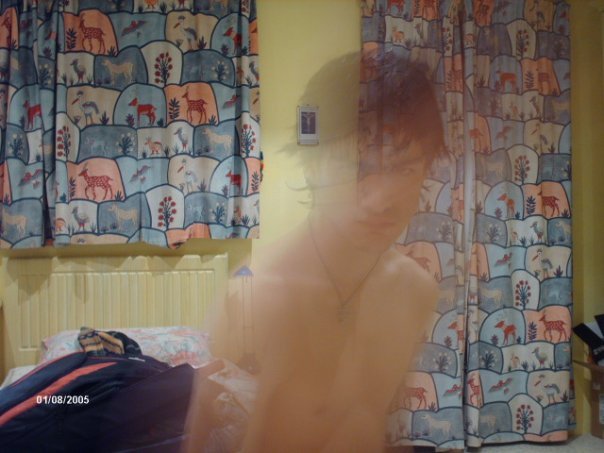 DanRavenMagic's tweet image. Y'all doing your #10yearchallenge, and in the meantime I have become fully opaque in 2019 since 2005. 👻

Mind you, this picture is not even edited. #nocameratricks 🙅‍♂️📹

Curtains have changed though...😂

#magicwithouteventrying #magician #ravenisation