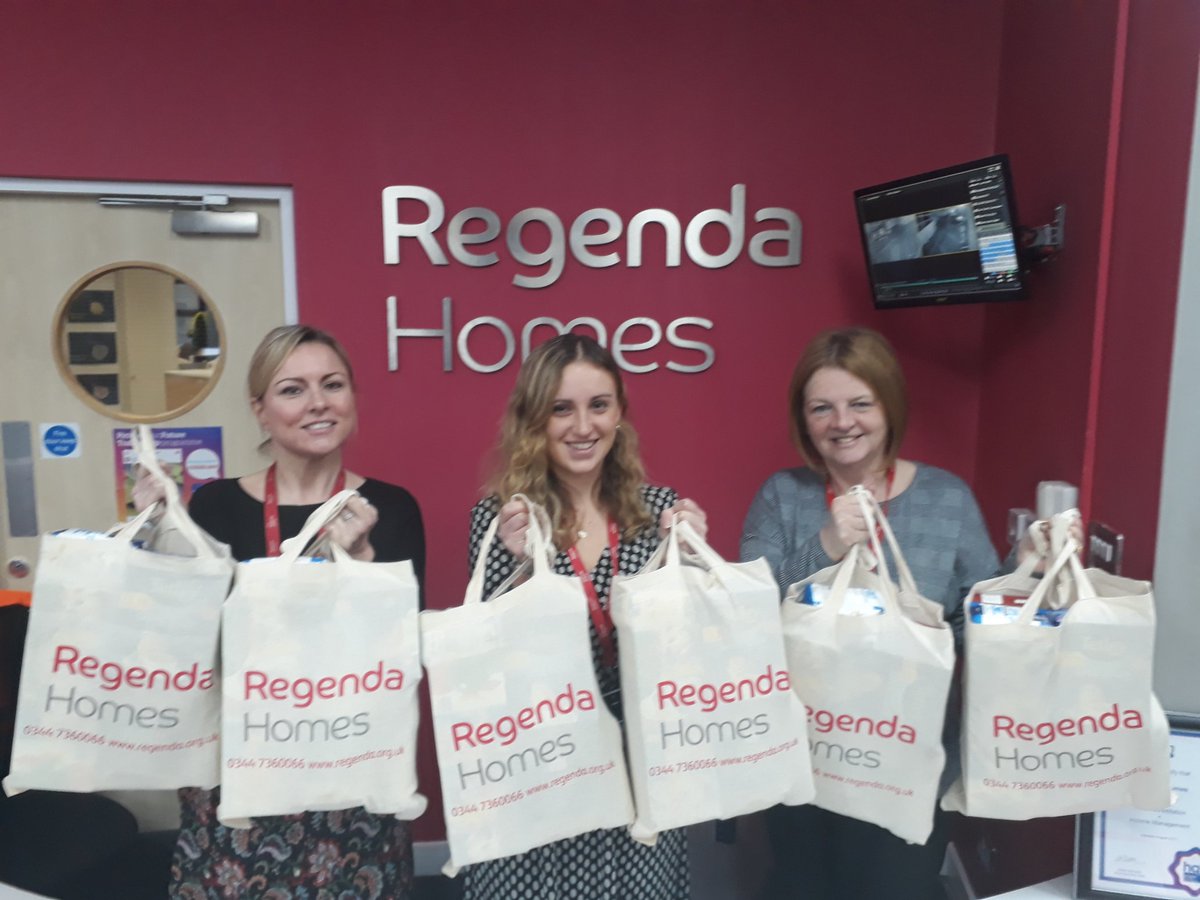 All packed up and ready to go #NewTenants #FoodDonation <a href="/TheRegendaGroup/">The Regenda Group</a> @SteveB_Regenda <a href="/emilyjmathias/">Emily Mathias</a> <a href="/CJBrennan/">Chloe Brennan-Ward</a>