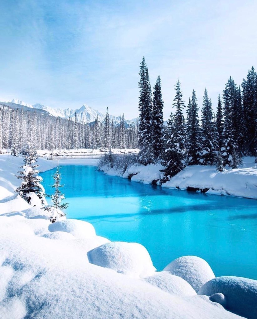 EXPLORENATURE5's tweet photo. Banff, Canada https://t.co/VNMxVGmR4X