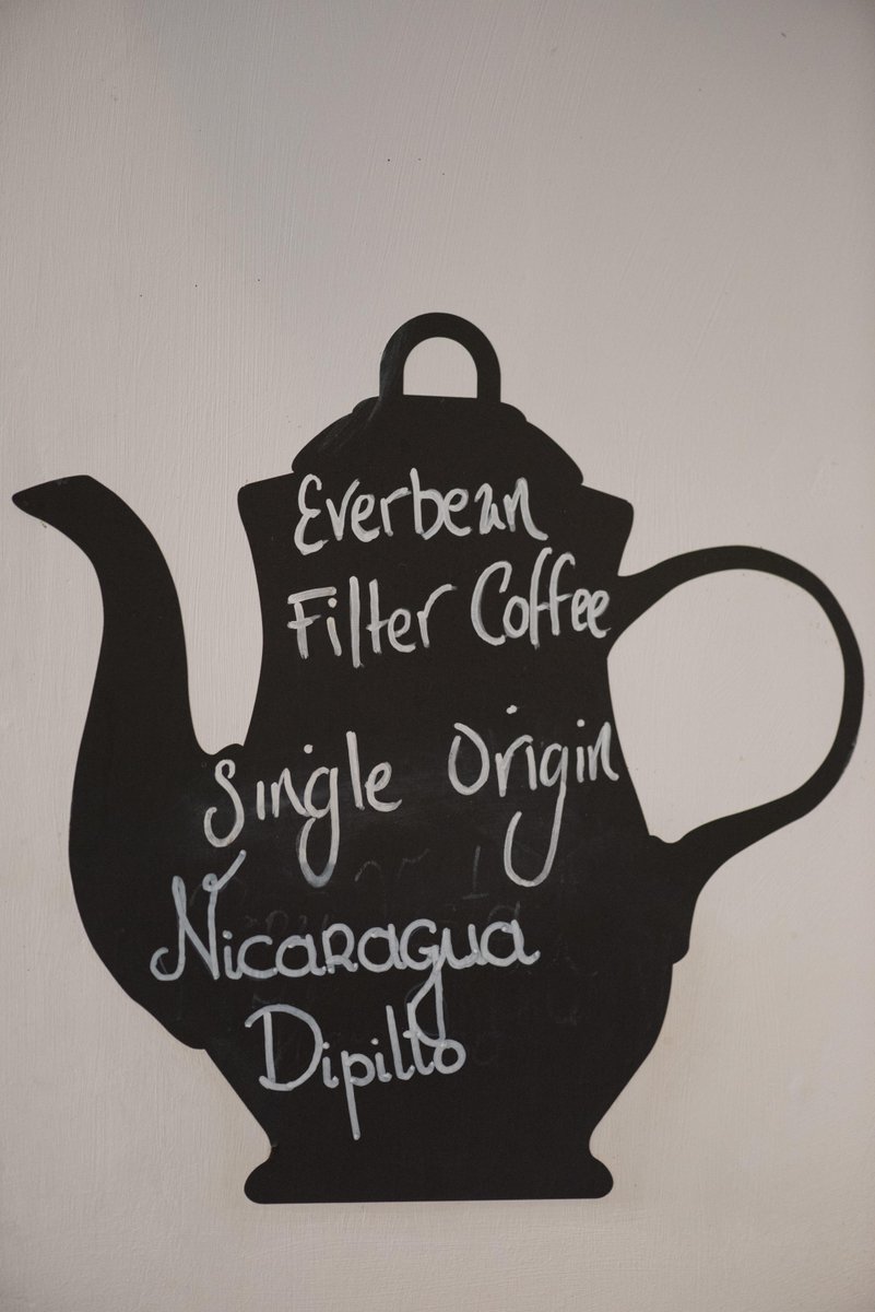 everbean's tweet image. Chosen and established with great love and greater yet - consideration of origin, flavour profile and quality. All of these components help us to deliver consistent, exceptional coffee with true approachability.

#London #UK #Brookst #Grosvenorst #grosvenorsquare