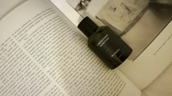 Noi siamo a favore del regalare profumi: proviamo a immaginare come vorremmo che fosse la fragranza perfetta da regalare. Perché regalare profumi è un atto di immaginazione buff.ly/2RC6rcg