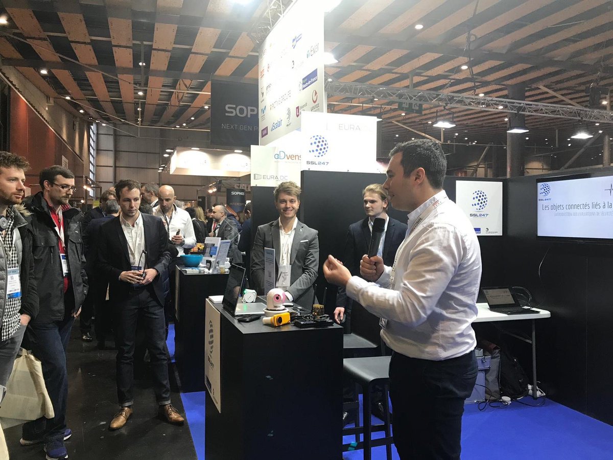 SSL247_FR's tweet image. Hacking d'objets connectés sur notre stand, si vous l'avez manqué pas de panique, venez nous rejoindre pour la prochaine démonstration à 14h30 !
#IoTsecurity  #Hacking #FIC2019