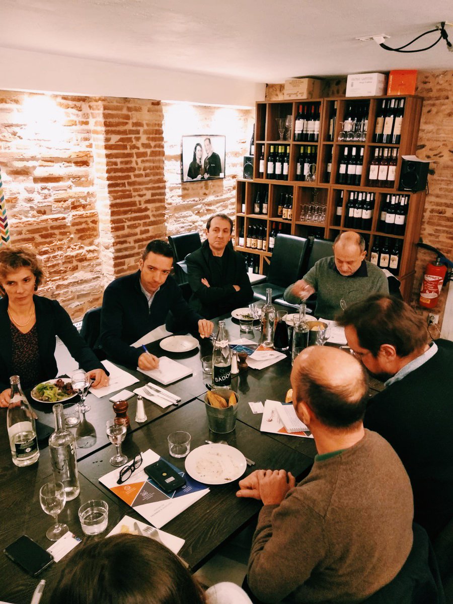 La Spark Team était hier à Toulouse pour un déjeuner de presse chaleureux et convivial. Les journalistes économiques ont pu rencontrer une partie de la gouvernance du @Pole_OPTITEC, pôle de compétitivité en photonique et imagerie implanté en Région Sud et Occitanie