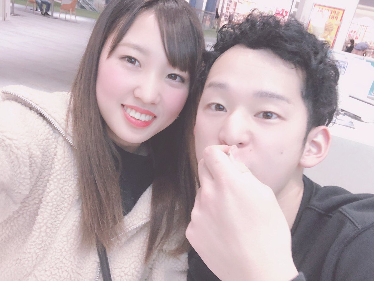 hayatoomatu's tweet photo. 入籍してきた💑
朝から腹痛で起きて、戸籍謄本をとり忘れて京都に腹痛と戦いながらいってバタバタして、帰ってきたら熱と水💩これが仏滅か👏
これから2人で頑張ろう！！ https://t.co/YjMg4xuhBe