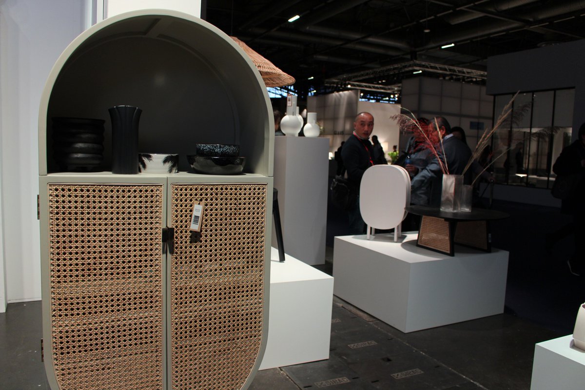 MaisonObjet's tweet photo. For this new edition of #MO19, international bloggers came to share with you their favorites of the show! Discover @wohnklamotte selection in the Unique&amp;Eclectic sector! https://t.co/7WPM6Ohuyb  #HKliving #WOUD #LRNCE https://t.co/sSNtZoYuY4