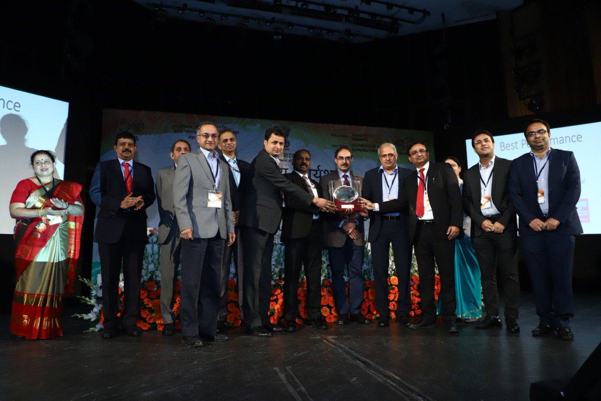 ntpclimited's tweet photo. NTPC awarded the Best Performance Award in Public Sector Units based on electronic tendering on GePNIC portal carried out in the FY 2017-18 at 2nd National Workshop on Central Public Procurement Portal. https://t.co/Xq5LwDRqih