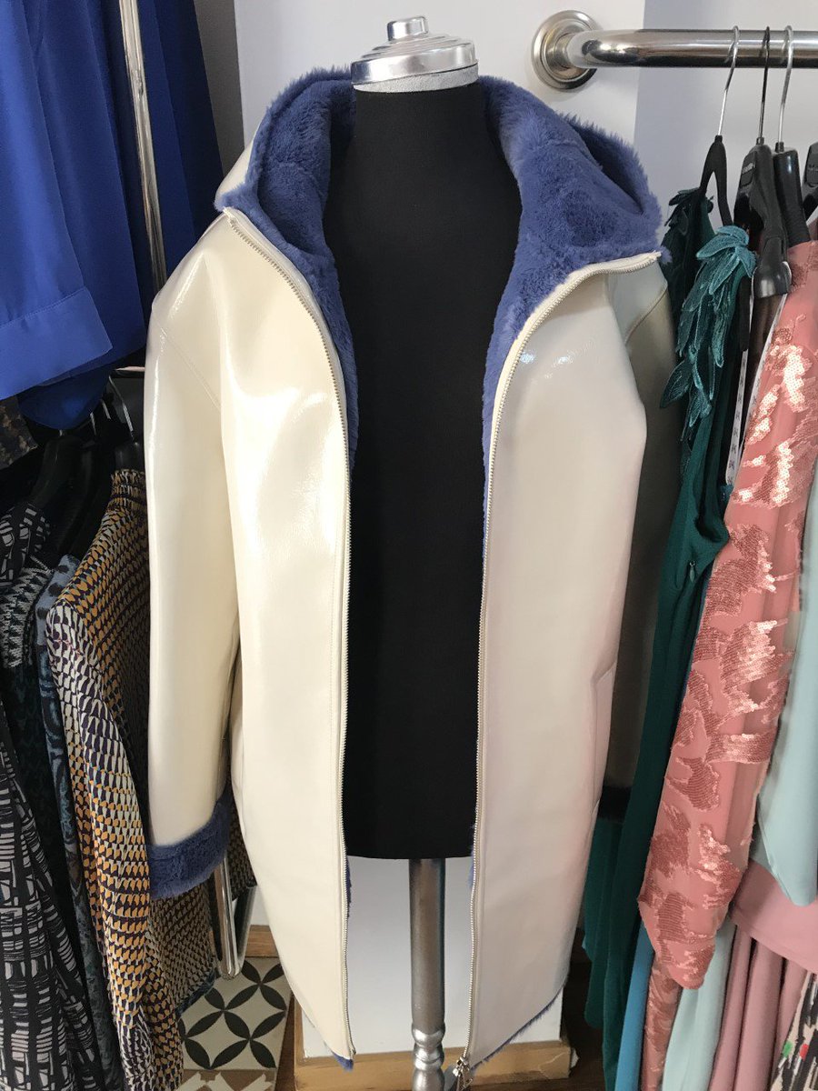 conchi_moya_'s tweet photo. ¡Es el momento de comprar tu abrigo al mejor precio! 🧥
¡Seguimos de rebajas! 💸
#ConchiMoyaModas #Calasparra https://t.co/qWeKtu5btm