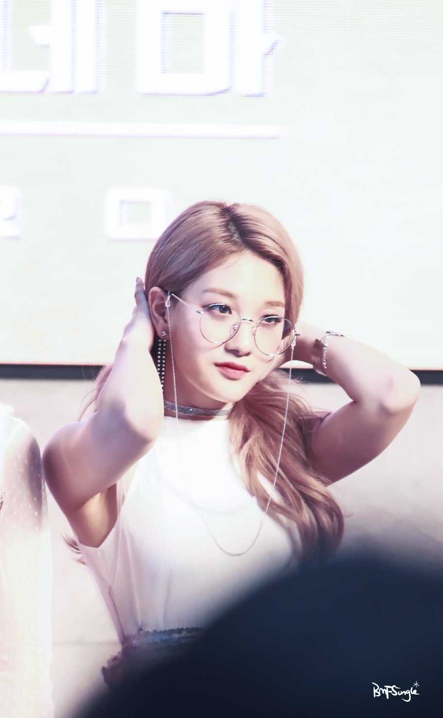 DxgxREOUYAAPagJ.jpg:orig