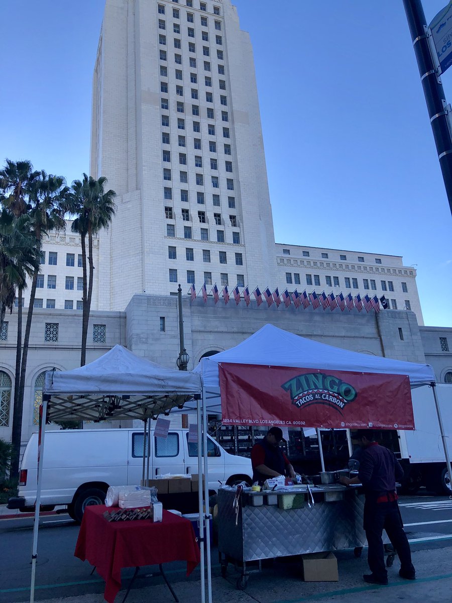 zingotacos's tweet image. Back at it! Support Mode On #UTLASrong #UTLAStrike #Education @ISOLosAngeles @utla