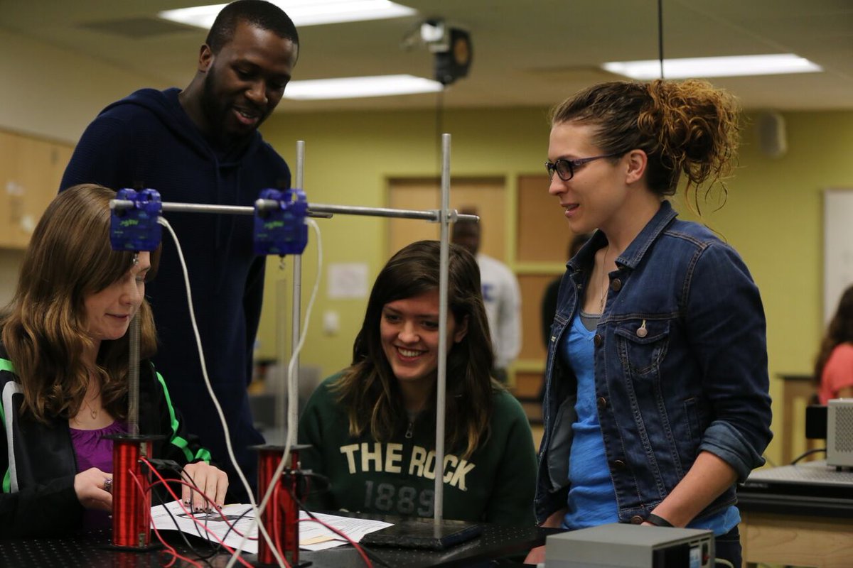 slipperyrocku's tweet photo. The Mechanical Engineering major at SRU is one of two new engineering programs that were brought to campus in Fall 2018. Become apart of the ever-expanding engineering field with the state-of-the-art program. #sruengineering #sru23 #srutransfer https://t.co/lxS8fkhN57 https://t.co/WumDMmOOZF