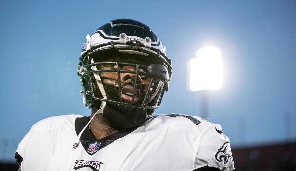 Happy birthday to The Bodyguard, Jason Peters! 